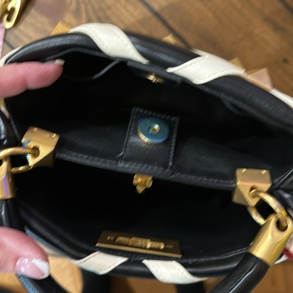 SOLD Valentino Black and White - Picture 12 of 13